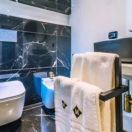 Bed and Breakfast Marmur Luxury Λέτσε